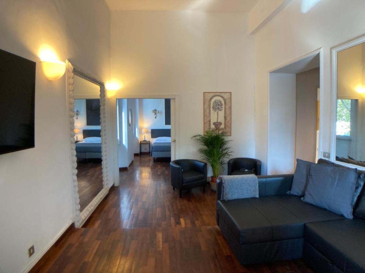 Maison Cloe Near The Spanish Steps, Rome